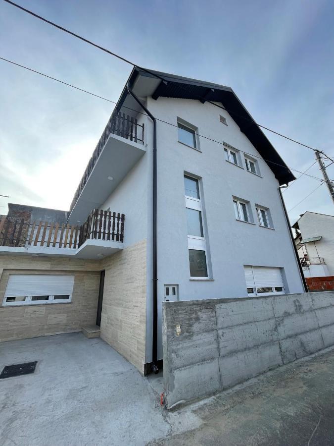 Rozi Apartments Ζάγκρεμπ Εξωτερικό φωτογραφία