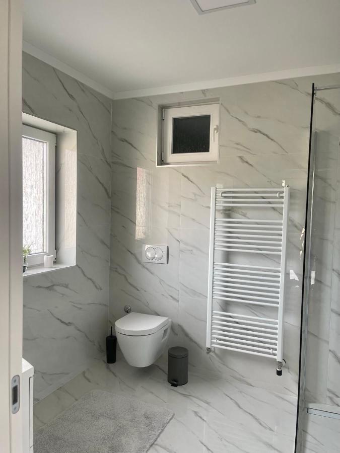 Rozi Apartments Ζάγκρεμπ Εξωτερικό φωτογραφία
