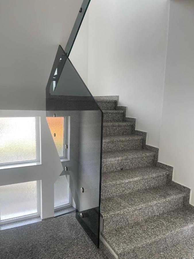 Rozi Apartments Ζάγκρεμπ Εξωτερικό φωτογραφία