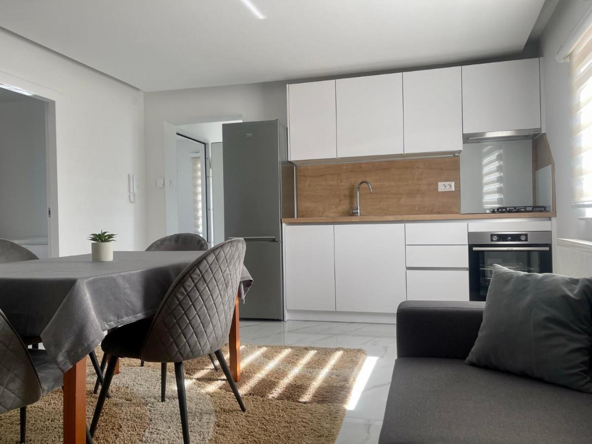 Rozi Apartments Ζάγκρεμπ Εξωτερικό φωτογραφία